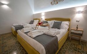 Dimora Fantasia Charme B&B